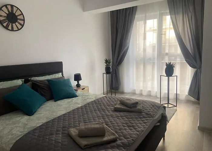 Divany - Coresi Mall *