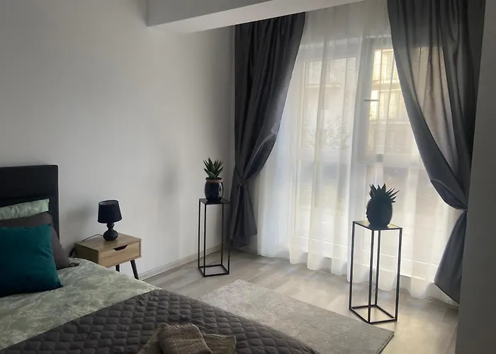 Divany - Coresi Mall Lägenhet *