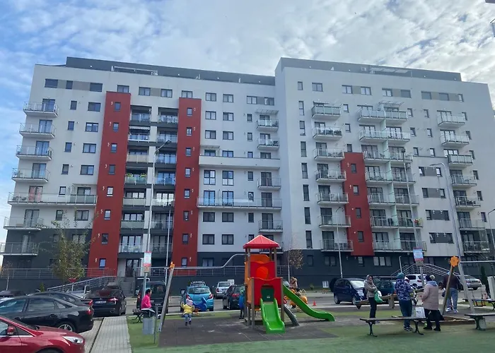 Divany - Coresi Mall Lägenhet